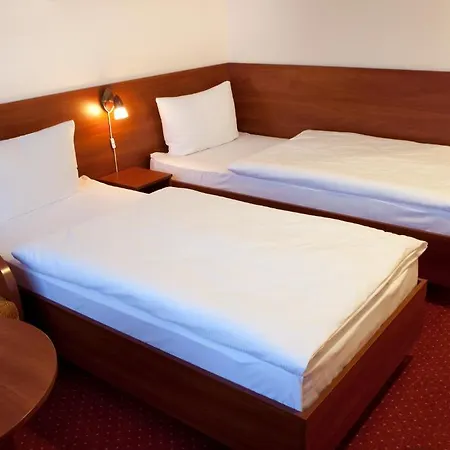 Podroznik 2* Koszuty