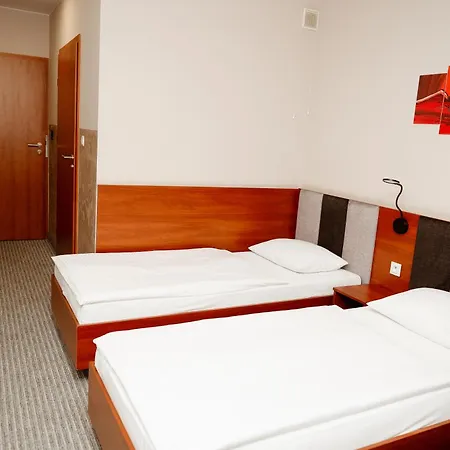 Otel Podroznik Koszuty